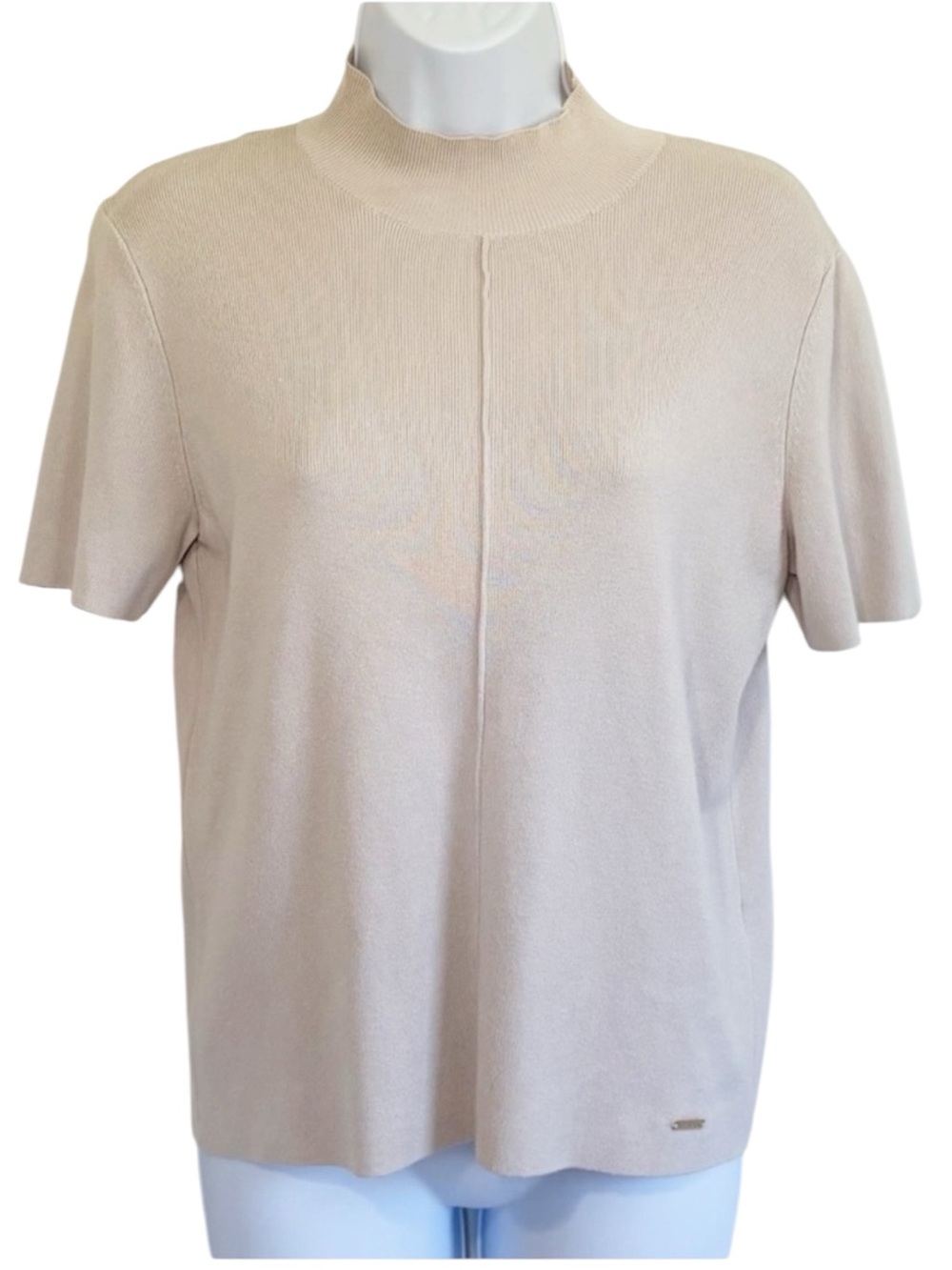 TAHARI Beige Short Sleeve Turtleneck Sweater Top Womens Medium Minimalist Knit